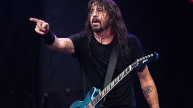 Dave Grohl Makes Fun of Taylor Swift’s Eras Tour: “We Actually Play Live” | Exclaim!