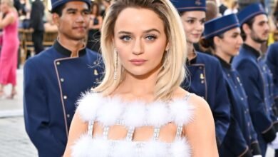 Joey King Dazzles in Paris, Plus Taylor Swift, Justin Bieber, Karol G and More