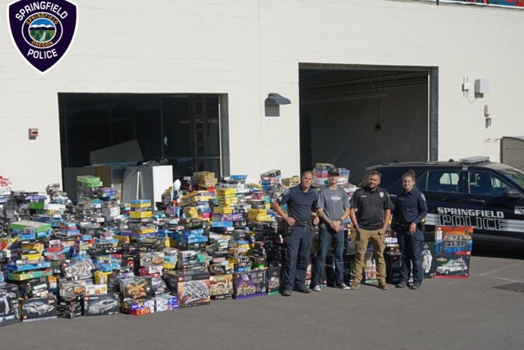 Oregon Store Owner Charged as Police Recover 4,153 LEGO Sets Worth More Than 0,000