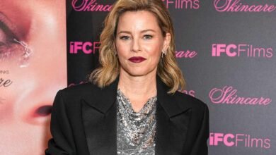 Elizabeth Banks Is Glowing from Head to Toe on the ‘Skincare’ Premiere Red Carpet