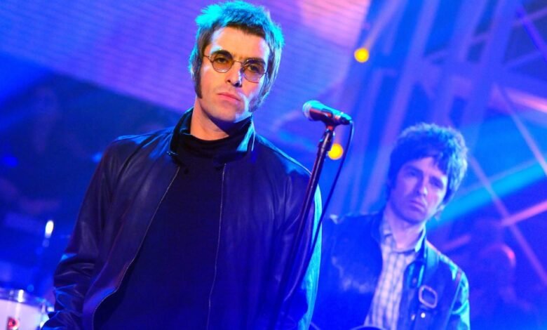 It’s Official: Oasis To Reunite After 15 Years: “The Stars Have Aligned. The Great Wait Is Over”