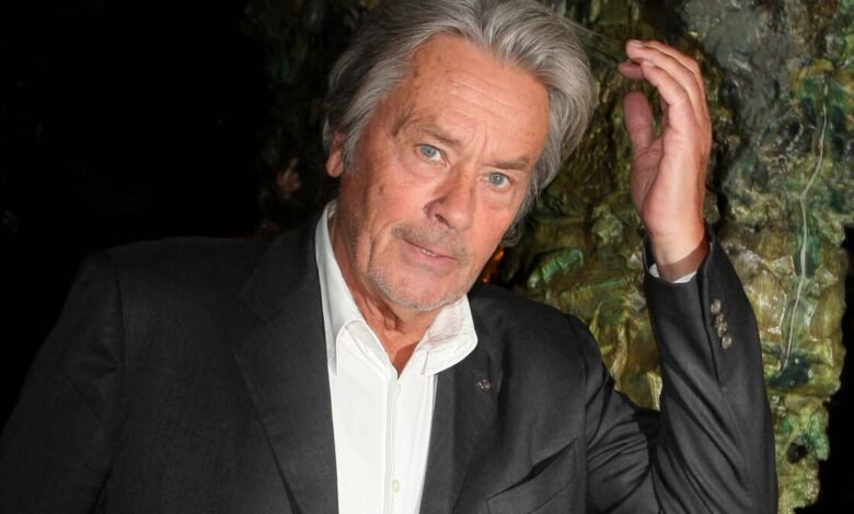 Mort d’Alain Delon: l’émotion et les hommages du monde de la culture