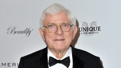 Phil Donahue Dies: Groundbreaking TV Talk Show Host Was 88