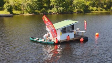 Boats are lining up for this ice-cream shack in an unusual location