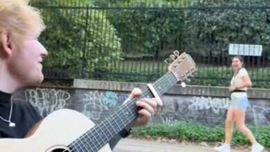 ‘Any requests?’ Ed Sheeran serenades a runner while he floats on a boat nearby