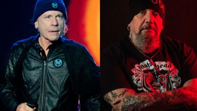 Iron Maiden Pay Tribute to Late Vocalist Paul Di’Anno During Concert: Watch │ Exclaim!