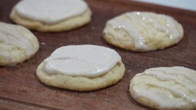 These “Cat Lady Chai Cookies” Are Here to Spice Up Your Election Party