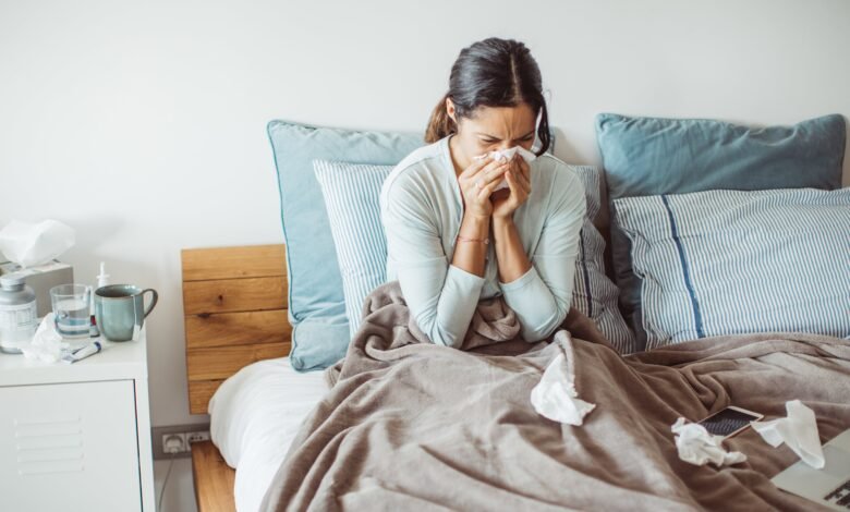 Waking Up to a Blocked Nostril Could Be a Sign to Switch Your Sleep Position