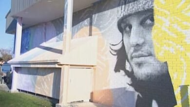 EN IMAGES | La murale en hommage à Karl Tremblay inaugurée à Repentigny