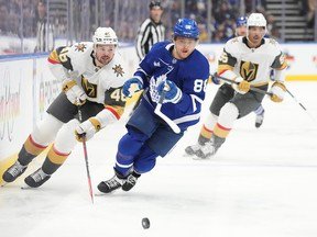 SIMMONS SAYS: Same record, new success for the Maple Leafs