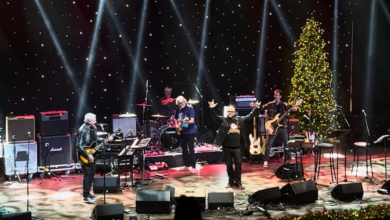 Alex Lifeson, Broken Social Scene, Barenaked Ladies Join Forces for Christmassy “War Pigs” │ Exclaim!