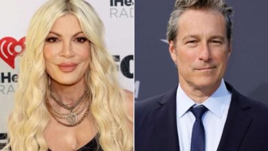 Tori Spelling Recalls Christmas Eve Kiss with John Corbett After ‘Totally’ Hitting It Off